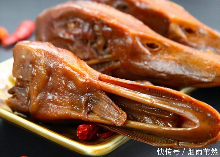明明没什么肉的“鸭头”,为啥还如此多人喜欢吃?图啥?