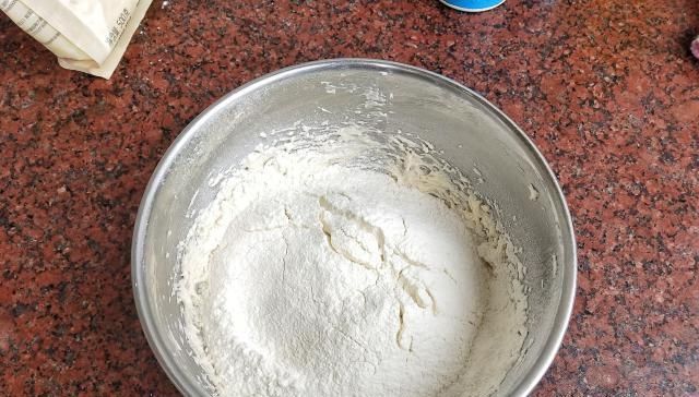 酥得掉渣的老式桃酥饼，原来是用它做的，香脆不油，家人最喜爱