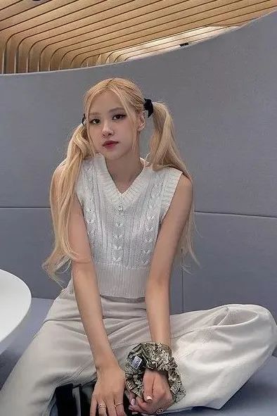 秋天|不穿的衣服千万别扔！秋天还能这样穿