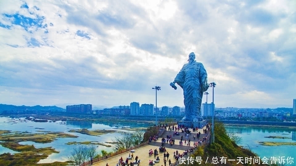 苏轼#苏轼一名句比喻精妙,辛弃疾不服,写出意思相反之句,亦流传千古