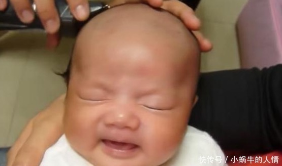 老年人|给孩子剃光满月头,到底是对还是错,儿科医生的一句话怒斥家长