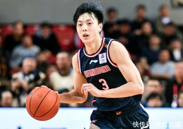 夏季联赛|东方不亮西方亮，两名国产球员被NBA关注，杜锋果然没有看错人