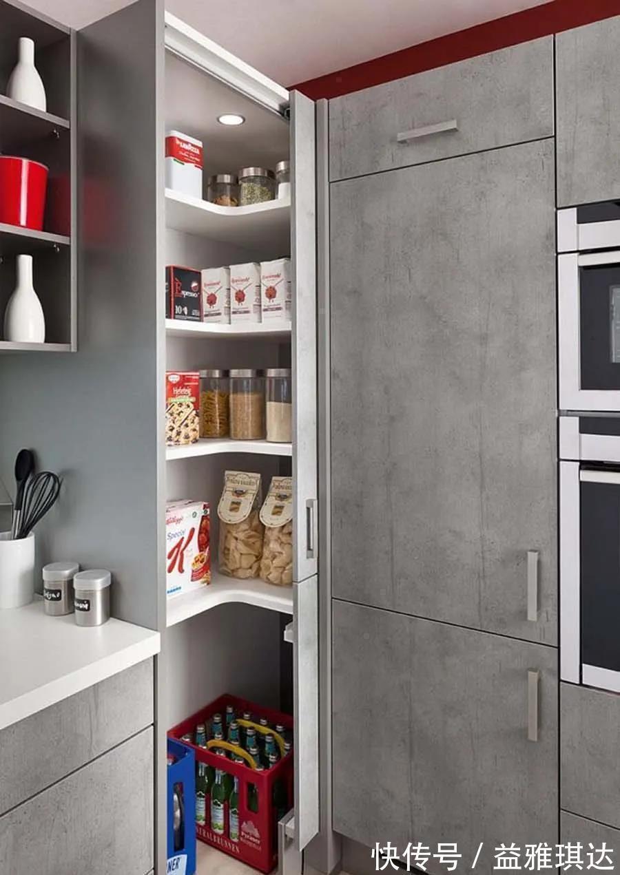 拉篮|厨房拐角位置很鸡肋那是你没用好，学习外国人做储藏室多一间房