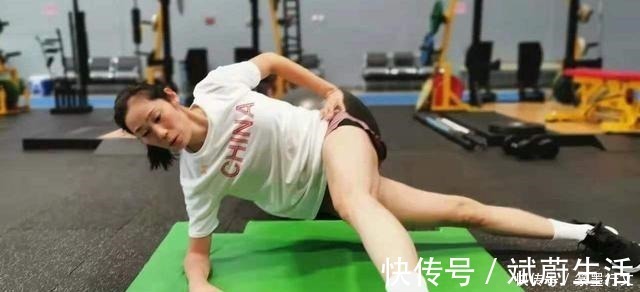朱婷|朱婷晒最新训练照,身材饱满有型,满屏都是大长腿,肌肤雪白照人