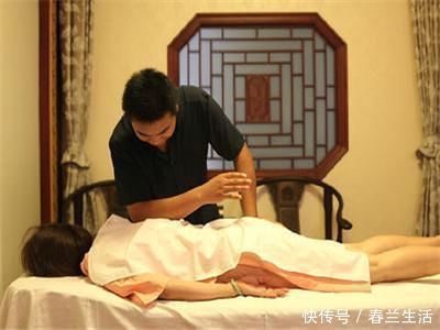 肚脐|女性按摩好处多,但有两个地方,别让人随便按,偏偏很多人犯错误