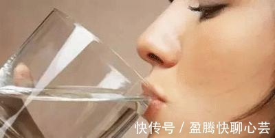 李兰娟|豆浆是肝病的“发物”吗？院士李兰娟：若想肝好，四类食物要少碰