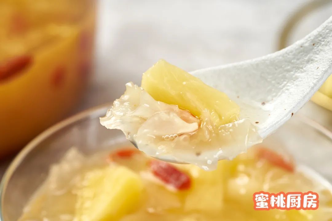 银耳的这个搭配绝了！清热润肺，几块钱煮一锅，天一热就想