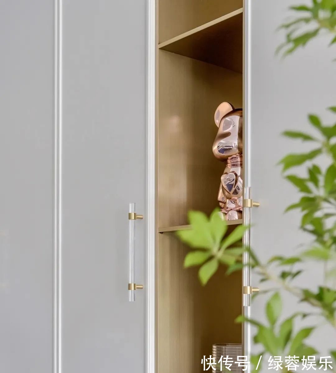 实用|案例分享▏102㎡精致温馨三居,简约实用又富有小资情调的家