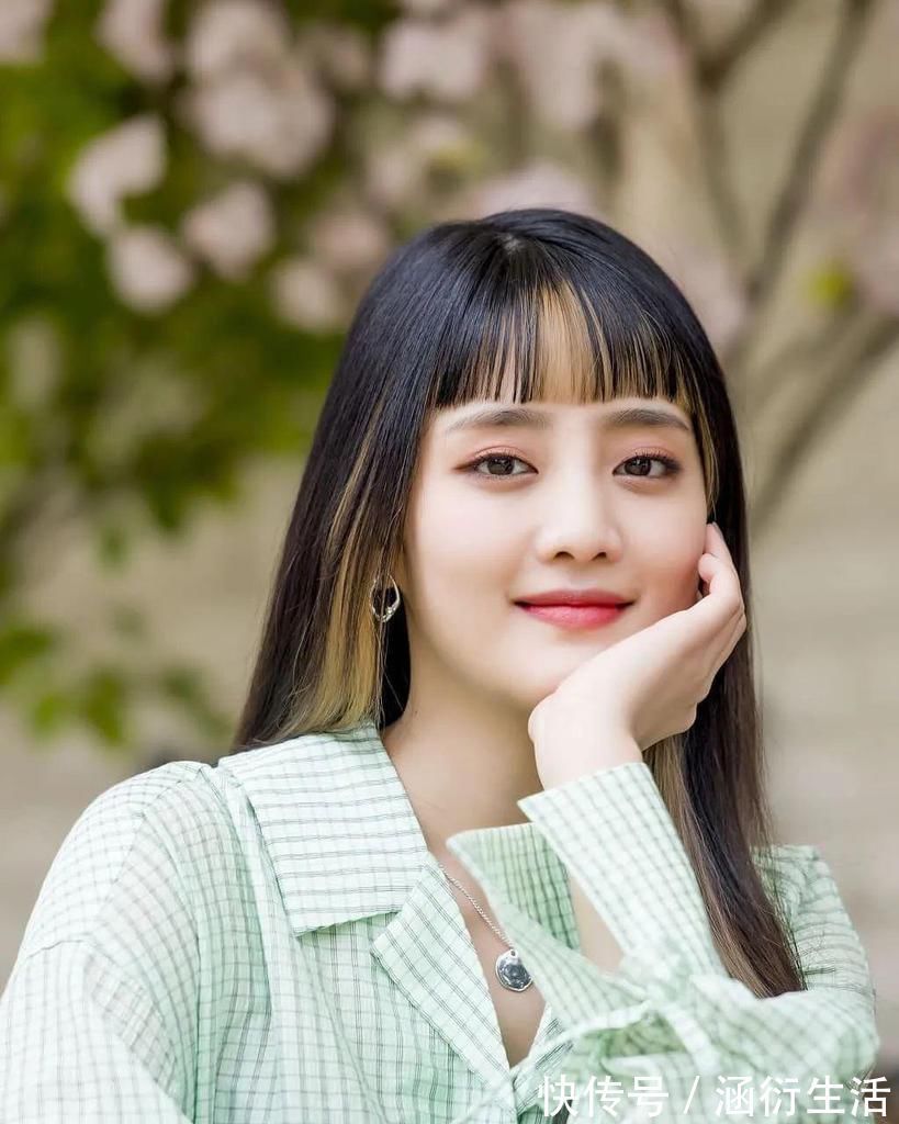 秃头|“爆顶染”赵小棠一夜吸赞十几万!丑哭亿万网友的秃头发型,怎么就火了?