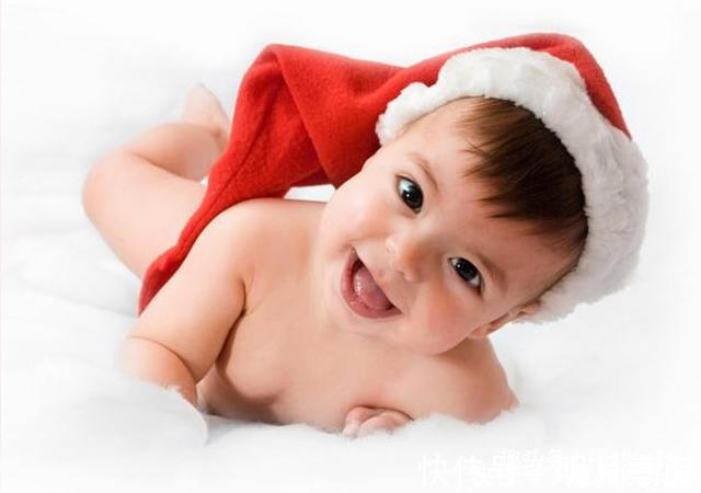 黑色素|孩子眼白上的黑斑是什么爸妈别慌,可能是这两种情况