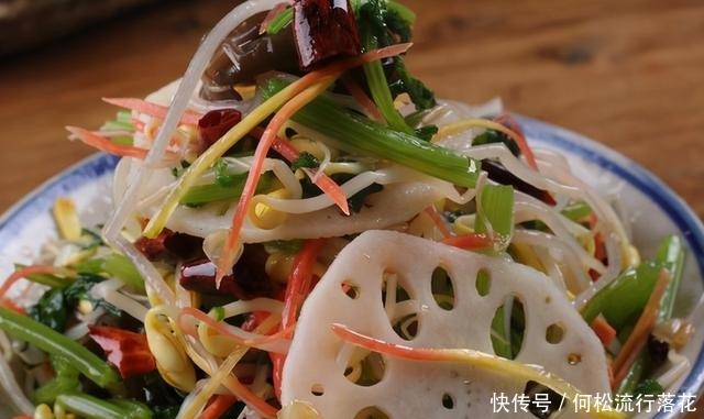 几道家常凉拌菜,清脆爽口,解腻开胃,年夜饭上也可以吃吃