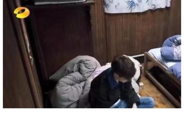 向往的生活|追了五季《向往的生活》越搞越烂，张艺兴成了最后一把下头催化剂