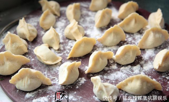 夏天吃饺子,韭菜靠边站,这菜鲜美养胃又水嫩,应该多吃