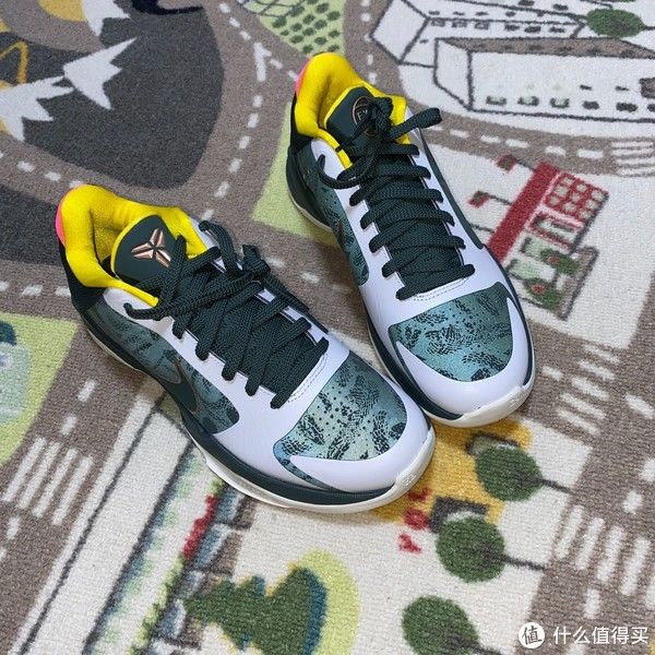 salute 我的第N双鞋 篇一百三十：致科比致经典！Nike Zoom Kobe V Protro EYBL