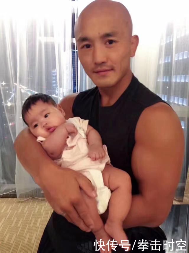 武僧一龙|谁更伟大?武僧一龙全力参与河南救援，播求却因私生子被告上法庭
