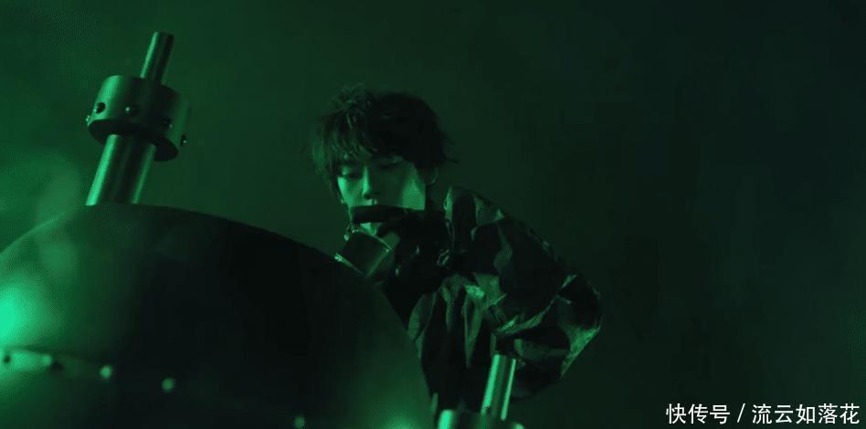 制作|泽塔奥特曼中已经出现4个升华器,怪兽勋章的制作方式,却有2种!