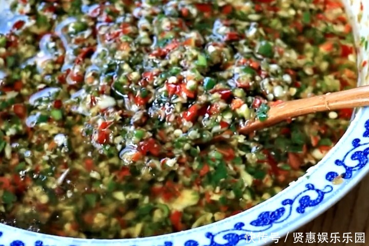 拌面|做辣椒酱时,牢记4大技巧,香辣可口又下饭,拌面拌饭都好吃