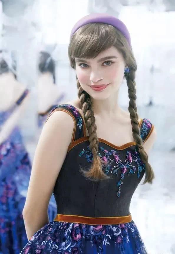 把冰雪奇缘做成婚纱这些迪士尼公主穿的婚纱裙也太好看了