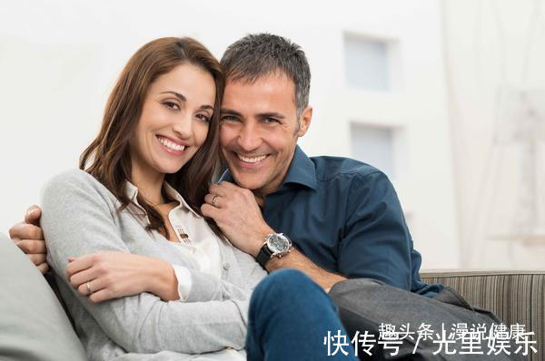 男性|男人进入45岁，喝水时多加点3种食材，肾脏或许会很“感谢”你