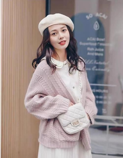 针织衫的春季搭配法则，捕获时髦的穿搭LOOK