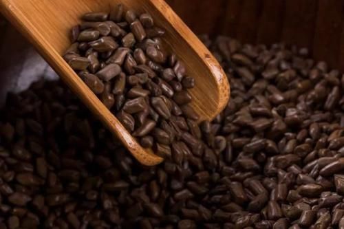 防癌|白开水加点料,晨饮通便祛湿、晚喝助眠防癌!一杯下肚,全身都舒畅