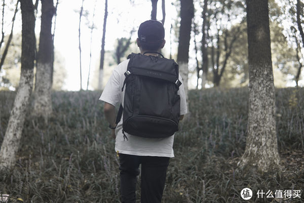 生活仓|一款完全符合我想象的完美旅行包——地平线8号旅行机能包