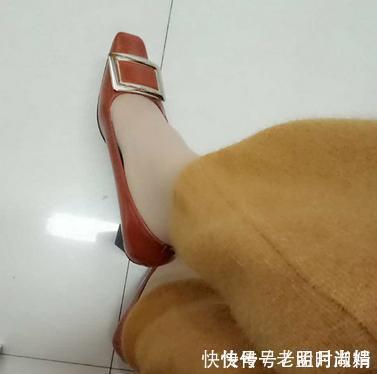 高跟鞋 一双裸色高跟鞋,穿了好像没穿,更显性感美腿!