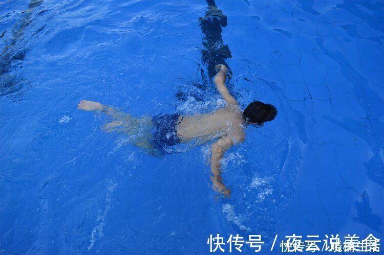 游泳|80岁癌症扩散,现活到100岁无复发!医生找到抗癌成功的关键
