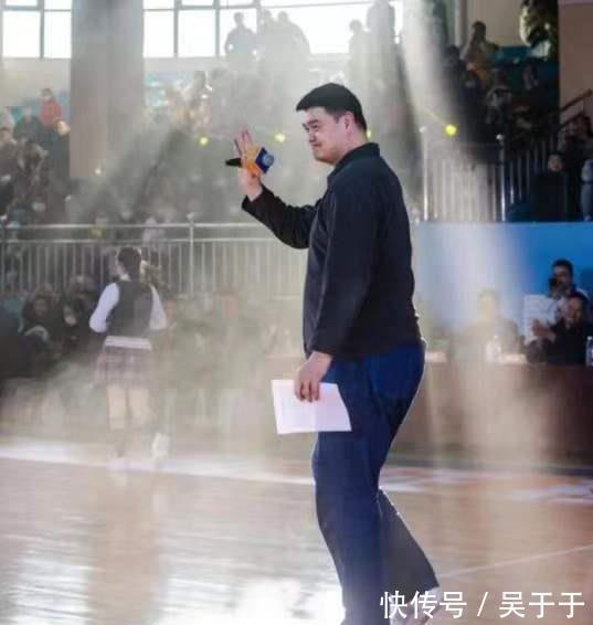 篮球|41岁姚明近况:400斤体重令人担忧!30亿身家却兢兢业业奉献男篮