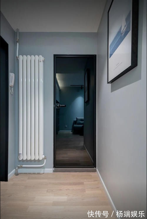 客厅|还是老公机智，阳台客厅之间装个隔断墙，空间宽敞不止一点点！