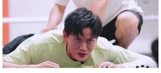 看哭徐璐邓紫棋!这个“明星互殴”的综艺,竟然每集都很好看