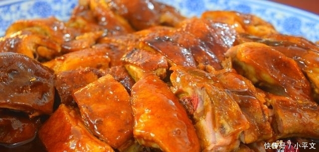 教你做|鸭肉别只会做啤酒鸭了,教你做皮脆肉嫩的豉油鸭,看看你喜欢吃不