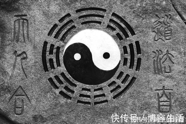 易学&这本书被称为无字天书,千年来没有人可以为它修改一字!