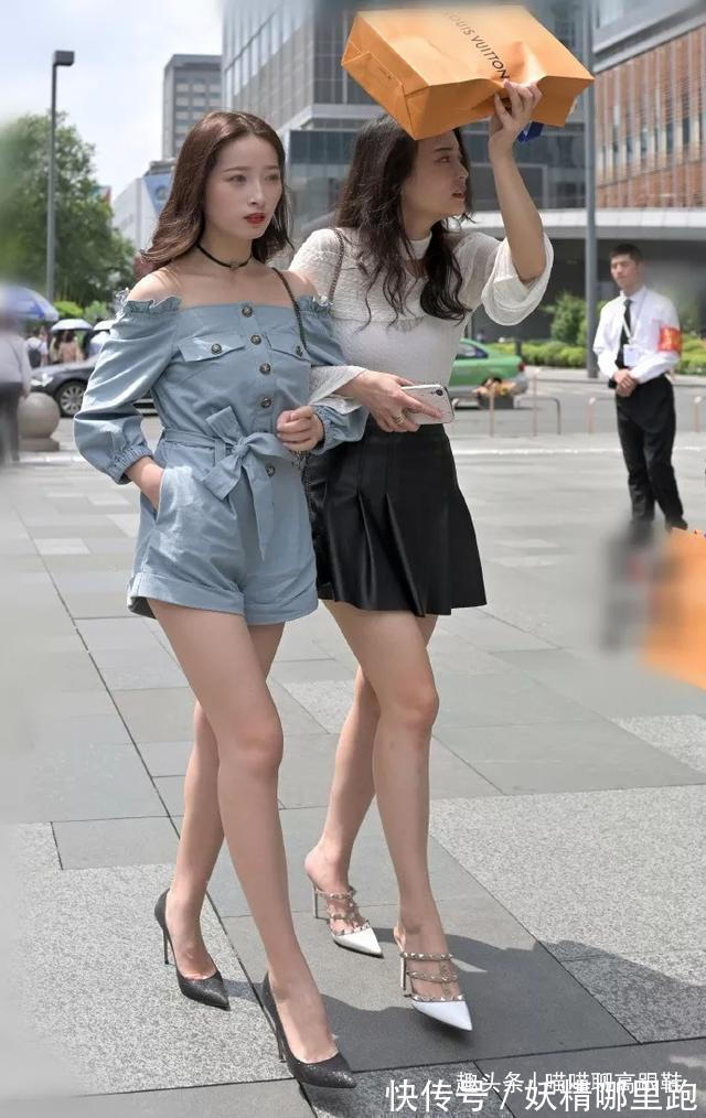 高跟鞋 美女脚上搭配一双高跟鞋,既可以显高,又能在出街的时候凸显造型