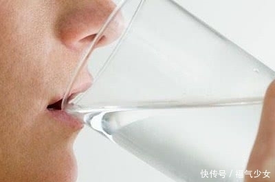 早上起床,有4件“增寿”事,能做到2个也不错,你做到了几个?