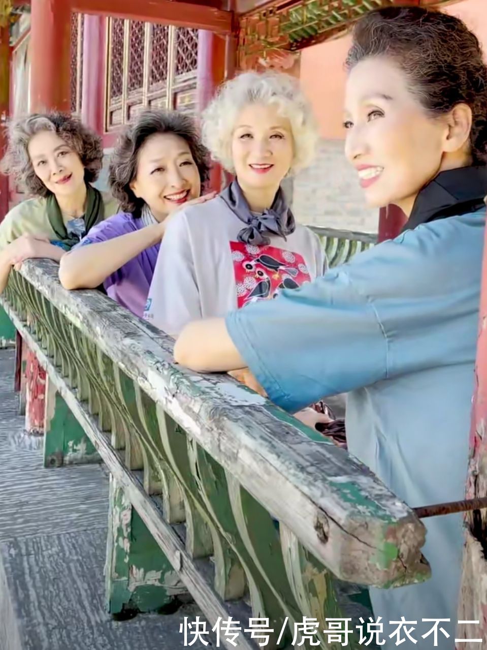 奶奶|优雅无关年龄，“时尚奶奶”靠穿搭重新定义老年人，奶奶辈也很美