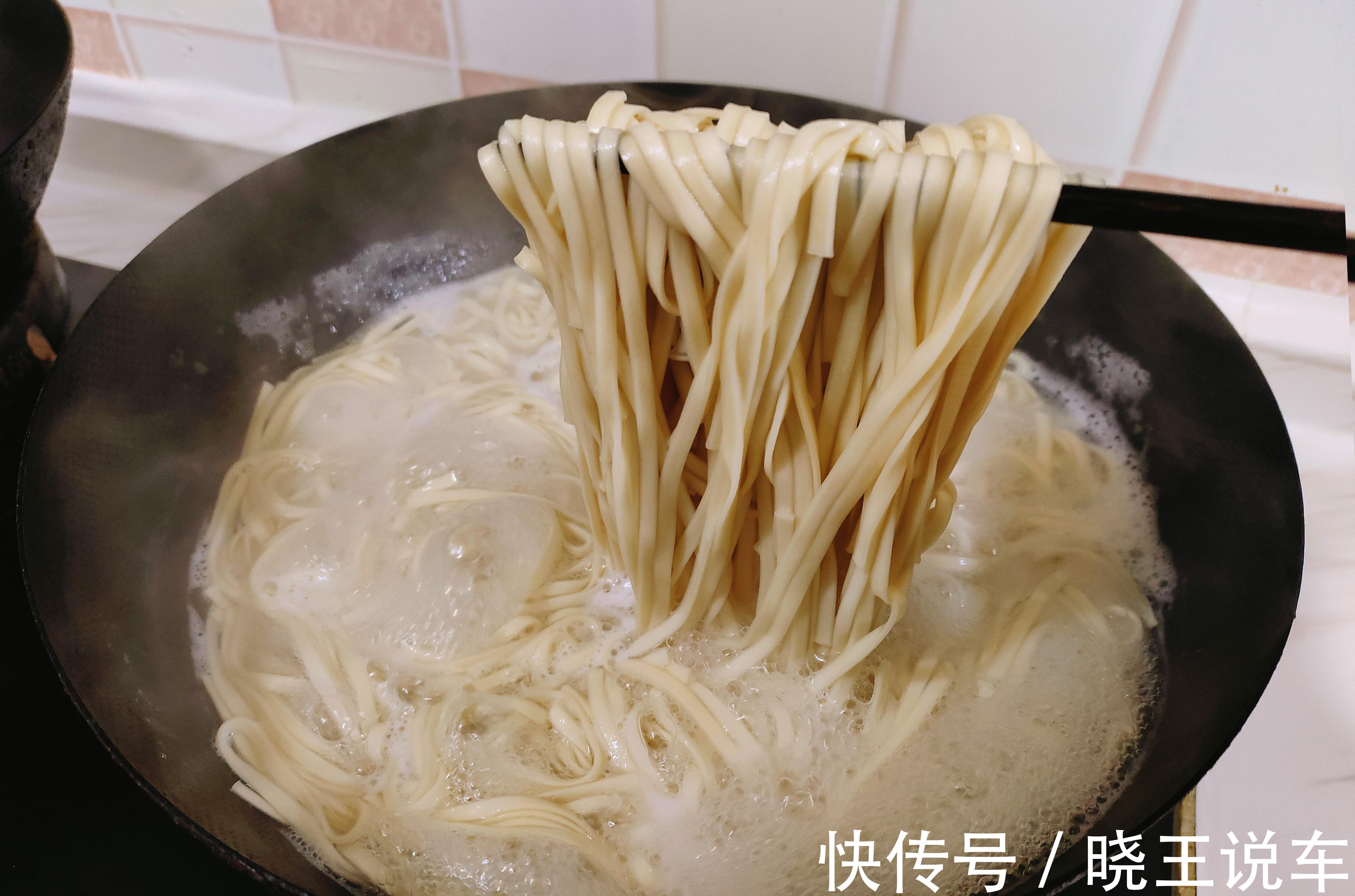 御寒|三九冬补正当时,早餐吃碗热乎面,营养进补还御寒,安稳过冬