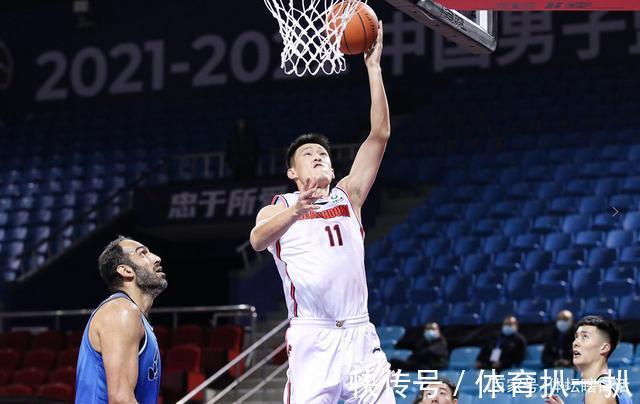哈达迪|易建联22分12篮板!广东宏远4连胜,胡明轩29分,莱多准三双