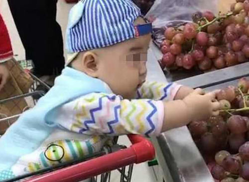 超市|“谁家孩子竟偷吃水果?”面对超市员工质问,宝妈的回应值得学习