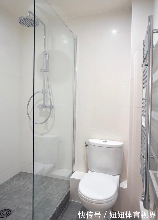 厨卫|男孩的25㎡小公寓，卧室搭建在厨卫上，空间宽敞功能齐全，优秀！