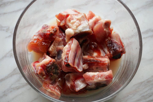 面糊|怪味排骨，酥脆琥珀糖衣配上猪小排，甜辣鲜香横扫味蕾