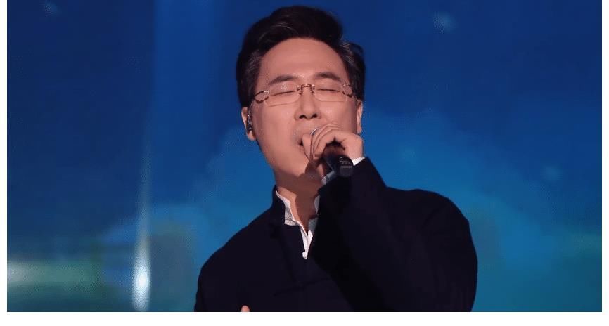 《中国好声音》廖昌永选曲,陈文非被压的不行,唱和声都是她的活