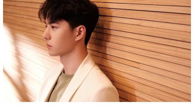 抗最大的流量，受最多的诋毁，王一博体面地告别了百里弘毅！