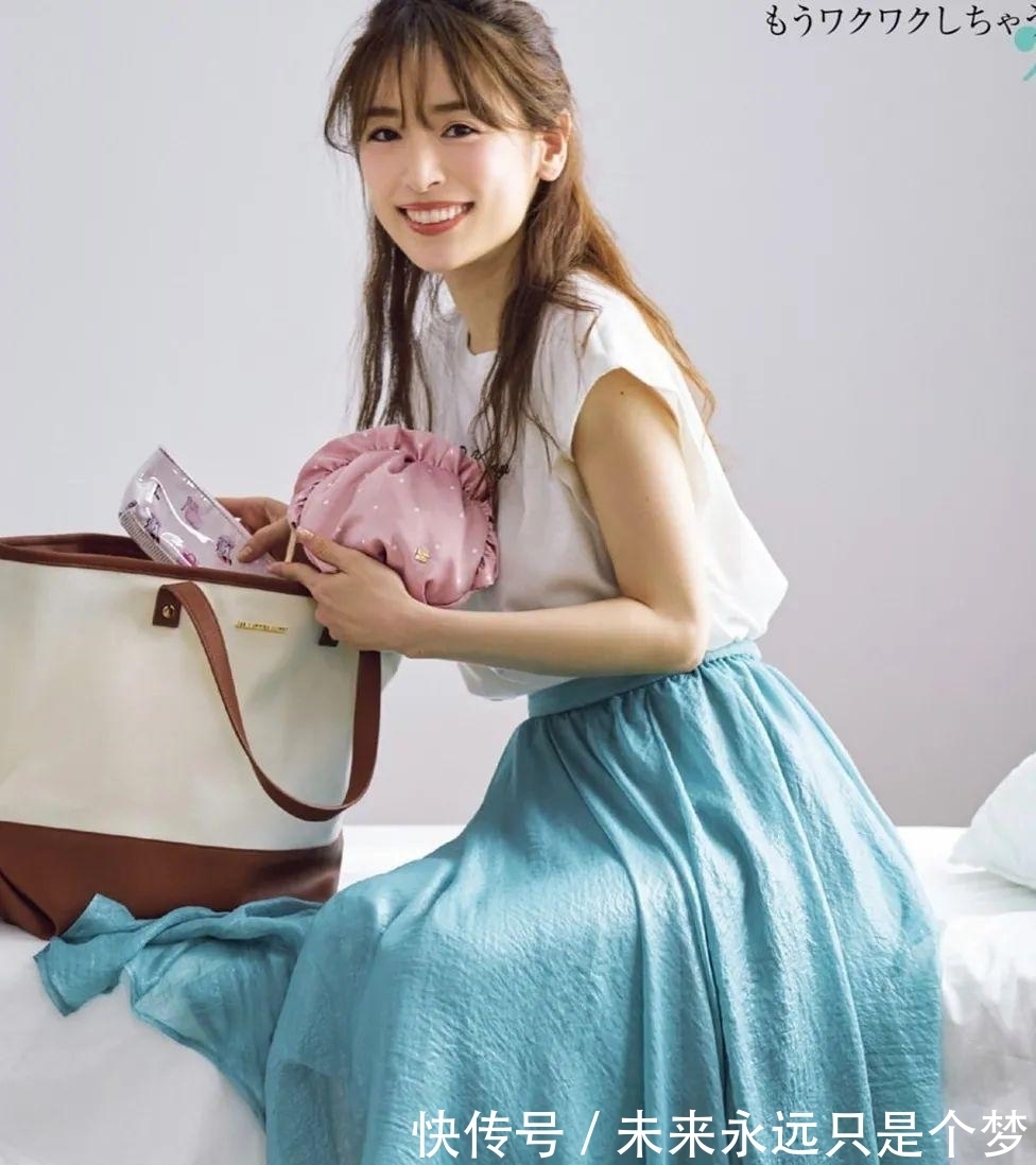 卡其色|2021流行穿这两个颜色,显白又高级,太圈粉啦!