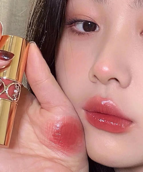 YSL能有什么坏心思？它只是想掏空我的钱包