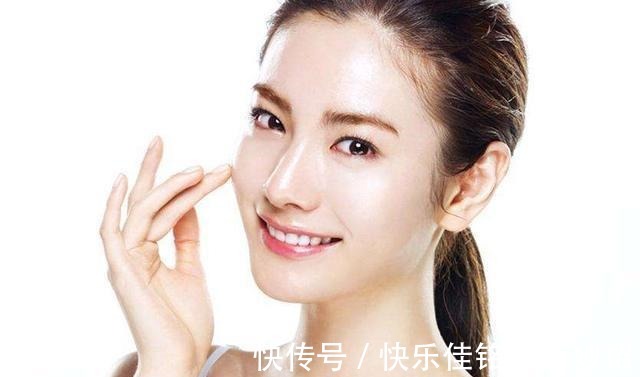 艾珂薇 水、乳、霜、精华的正确护肤顺序,涂错了不但“无效”还“伤肤”!