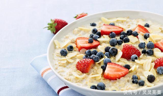 鸭掌|薇娅零食节销售额达3.9亿,这几样零食卖的最好,好吃还便宜