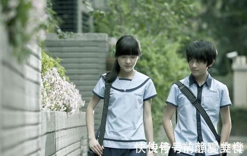 妈妈|初二女儿收到男同学情书,妈妈只说了6句话,让网友们佩服不已