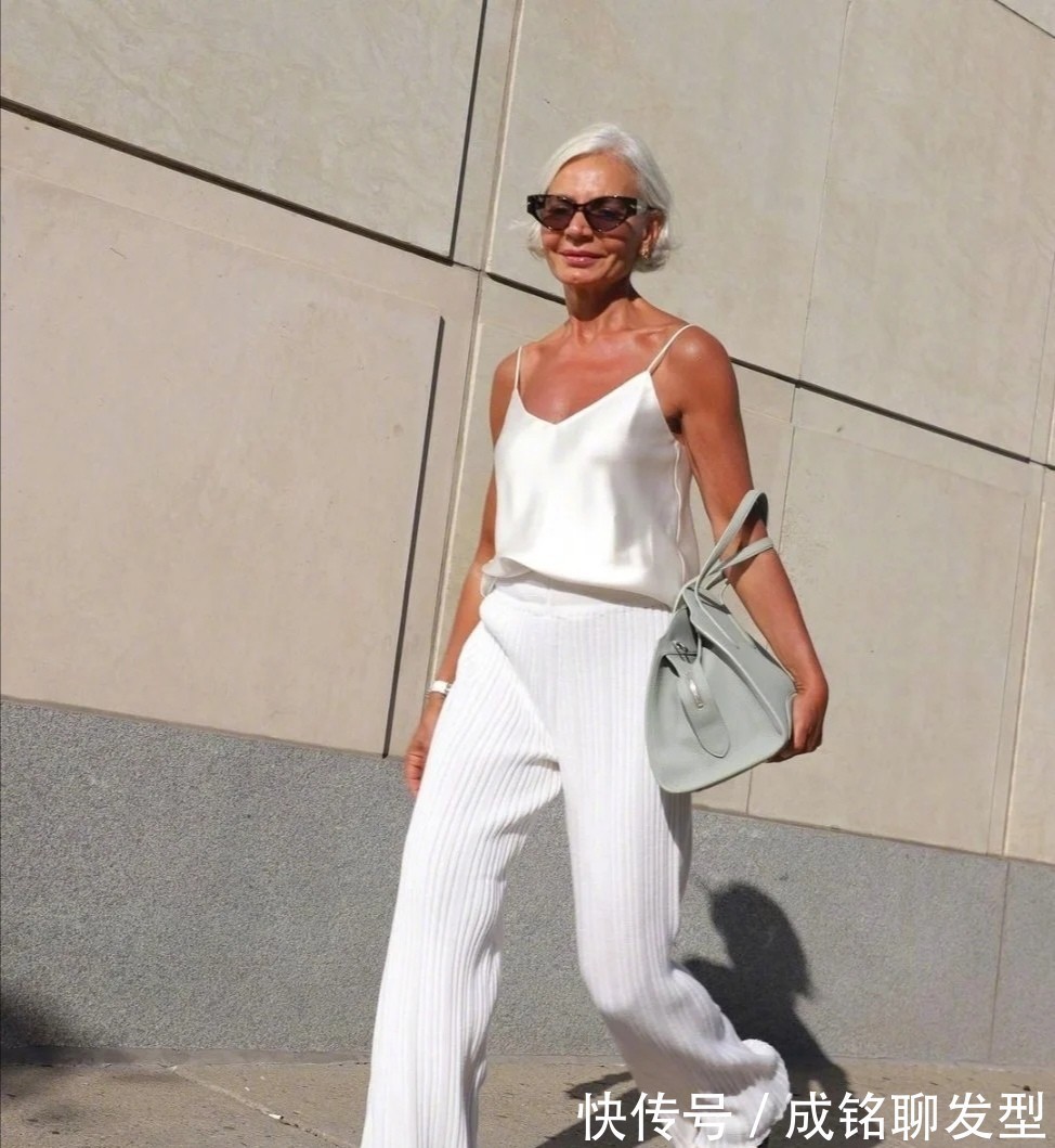 年纪|爱美与年龄无关,年过半百的奶奶轻松玩转时尚,一把年纪一样很潮