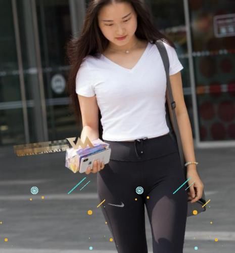 性感|街拍高挑性感的小姐姐,凹凸身材魅力有佳,极致迷人